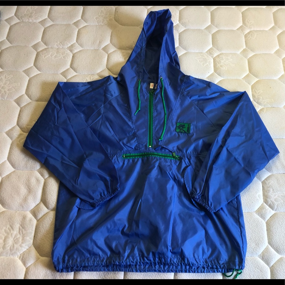DISNEY STORE MENS SMALL MEDIUM S M  WIND BREAKER PULLOVER JACKET NYLON TIGGER